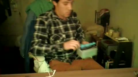 toyboysquirt online show from May 11, 7:04 am