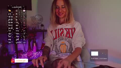 Hey my name is Kiri Kiri online show from December 15, 10:15 pm