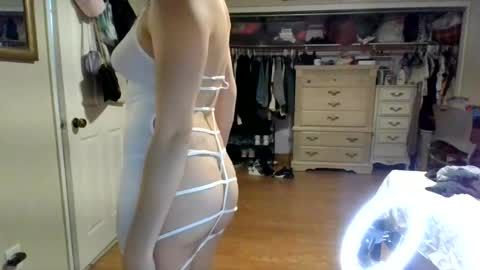 trailerchix online show from August 3, 6:36 pm