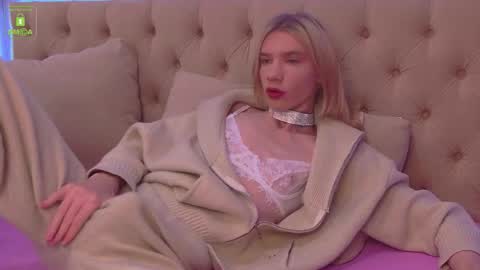 STACY online show from October 16, 4:06 pm