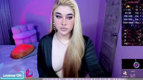 BELLA online show from February 23, 7:38 pm