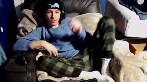 TrapOutMax online show from December 9, 9:16 pm