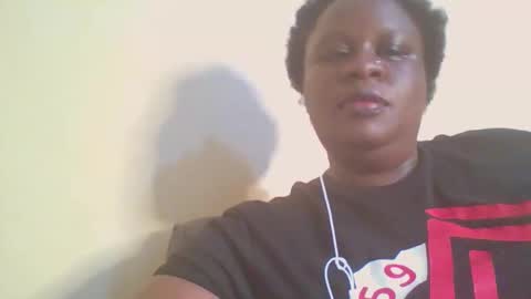 trapqueen0 online show from September 17, 6:11 pm
