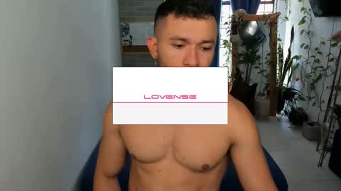 travis bakerr online show from February 23, 4:13 pm