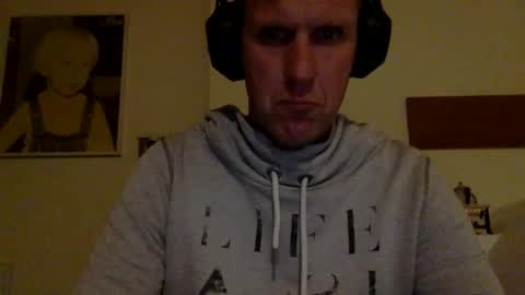 Snapshot of trebo00788 chatting on December 29, 6:49 pm trebo00788 online show from December 29, 6:49 pm