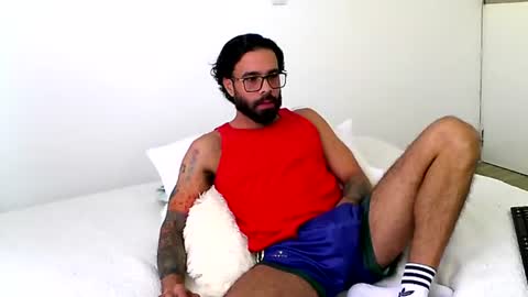 Hunter man online show from July 15, 8:35 pm