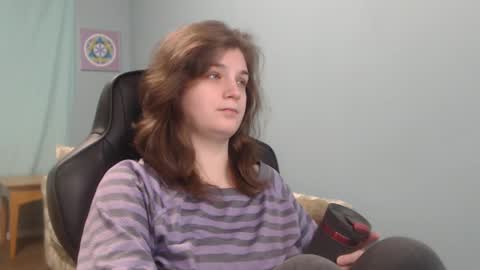 TreeJeanne online show from February 16, 1:27 pm