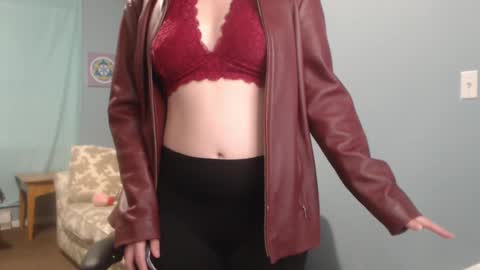 TreeJeanne online show from February 14, 12:09 am