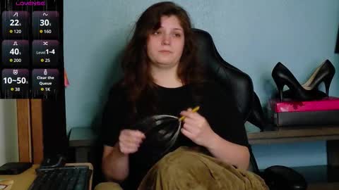 TreeJeanne online show from October 10, 5:02 am