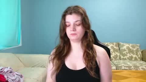 TreeJeanne online show from April 21, 8:27 pm