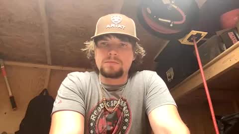 treeman817 online show from May 5, 8:25 pm