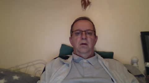 Fe-fi-fo-fum online show from October 5, 6:22 am