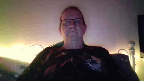 Fe-fi-fo-fum online show from November 1, 6:56 am