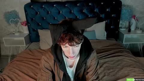 TrevorBenson online show from September 12, 6:32 pm