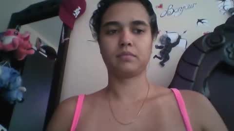 triana_bell online show from January 6, 5:28 pm