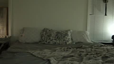 trickquestion online show from November 9, 6:28 am