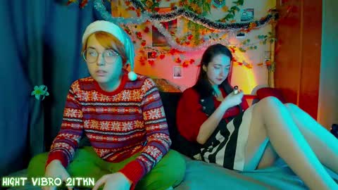 trickykitsune online show from December 18, 1:39 pm