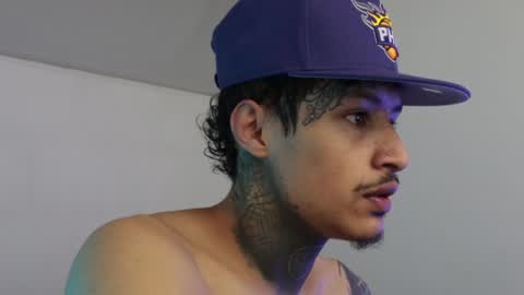 - trieone online show from January 2, 5:14 am