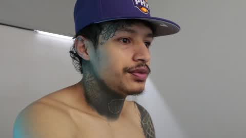 - trieone online show from February 28, 5:37 pm