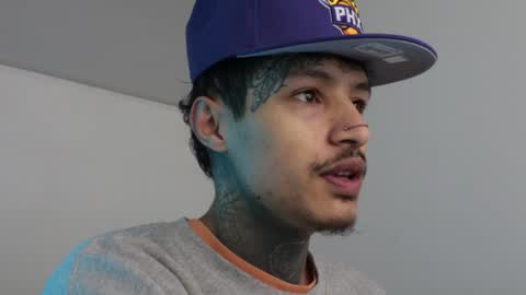 - trieone online show from December 2, 10:35 am