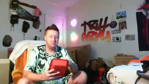 trillnonymau5 online show from January 9, 9:37 pm