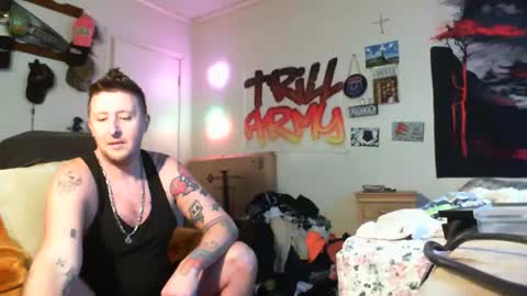 trillnonymau5 online show from January 13, 3:23 am