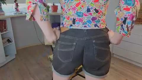 Viola online show from July 4, 4:27 am