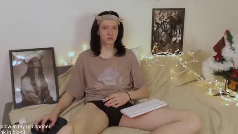 Max  online show from January 10, 4:01 pm