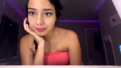 tristianmarie online show from June 7, 1:22 am