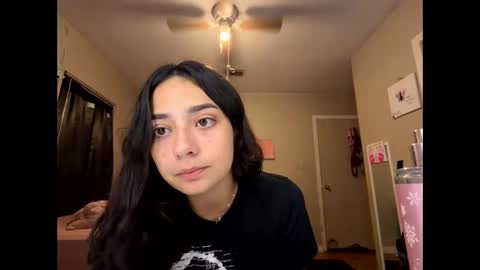 tristianmarie online show from June 10, 3:06 am