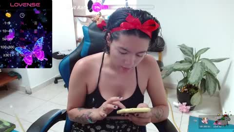 Kitty online show from April 10, 8:13 pm