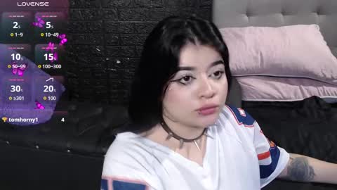 trixxiee_ online show from October 5, 10:56 am