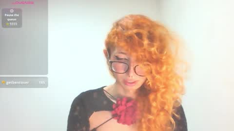 Snapshot of trixy_roses chatting on September 22, 7:12 am Trixy Rose online show from September 22, 7:12 am