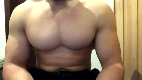 Troncq online show from April 17, 1:13 pm