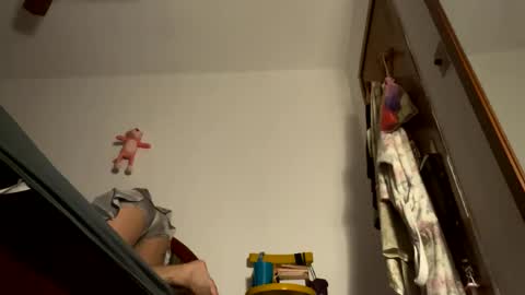 Sofia online show from February 14, 1:45 am