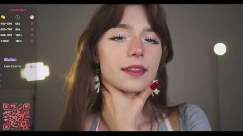 Grace online show from April 10, 11:42 pm