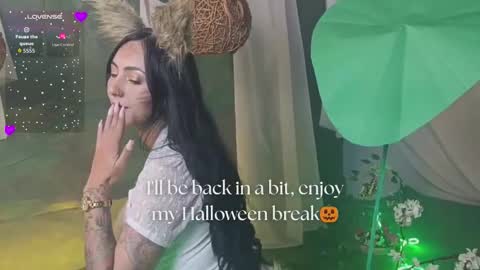   online show from October 21, 12:32 pm