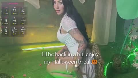   online show from October 22, 12:40 pm