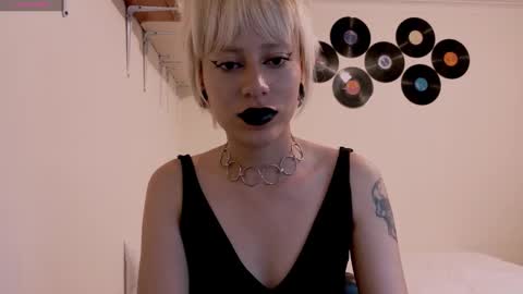 Cait online show from October 11, 8:56 pm