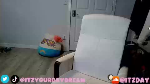 Day online show from March 16, 9:41 pm