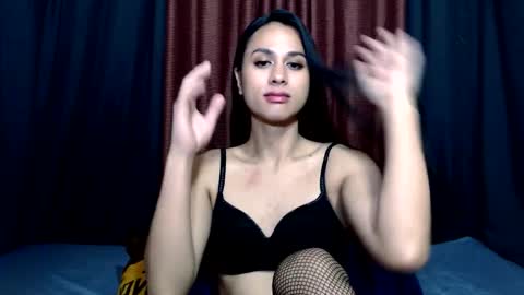 Hannah15 online show from March 14, 3:05 pm