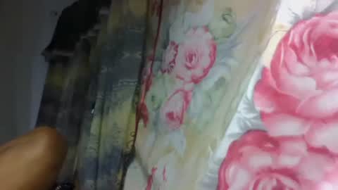 tsaralaza online show from October 24, 7:25 pm