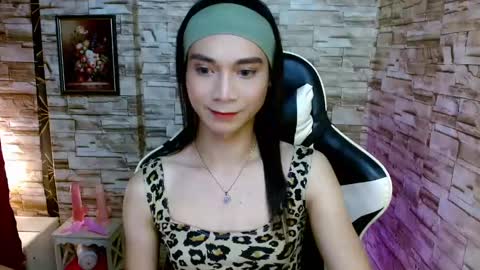 Tina online show from February 19, 4:55 pm