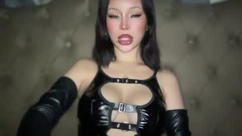 TAM THE GODDESS online show from October 26, 12:22 am