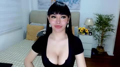 Graciella online show from November 10, 5:54 am