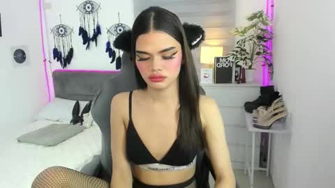 tstoni_talks online show from September 10, 6:09 pm