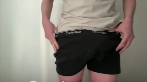 tsutsumu online show from April 12, 9:19 pm