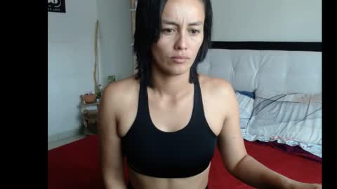 tucomplic69 online show from June 1, 7:15 pm