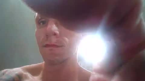 Flash online show from December 1, 8:33 pm