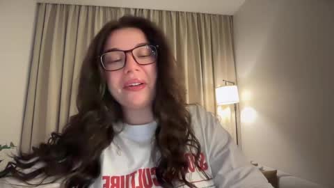 Ariana online show from May 22, 9:32 pm